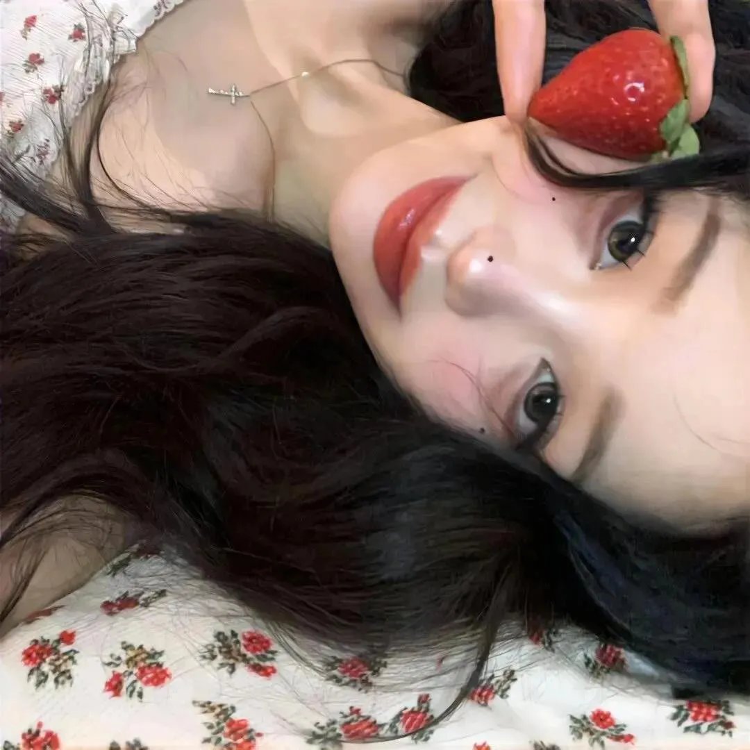 春燕展翅